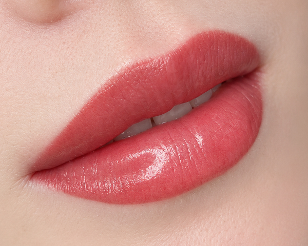 Phun môi Bold Lip tại Thẩm mỹ Linh Anh